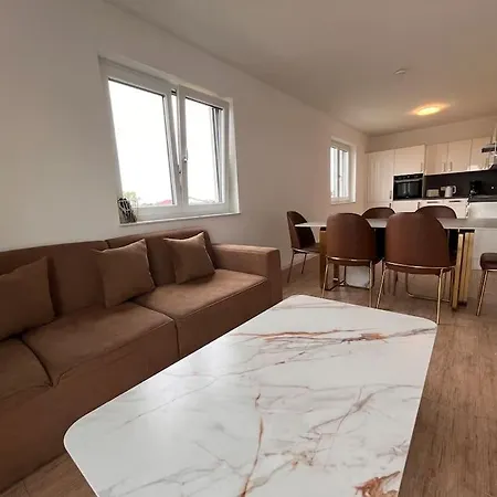 Tolle In Wallersdorf- Haidlfing Apartment
